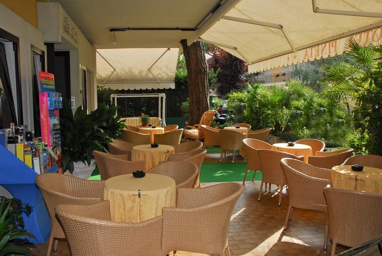Hotel La Pineta Riccione Esterno foto